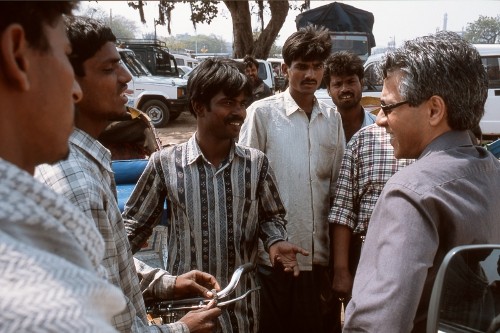 Als NRC-correspondent in India waar Ramdas zich eenzaam voelde. Fotocredit: Fred van Dijk