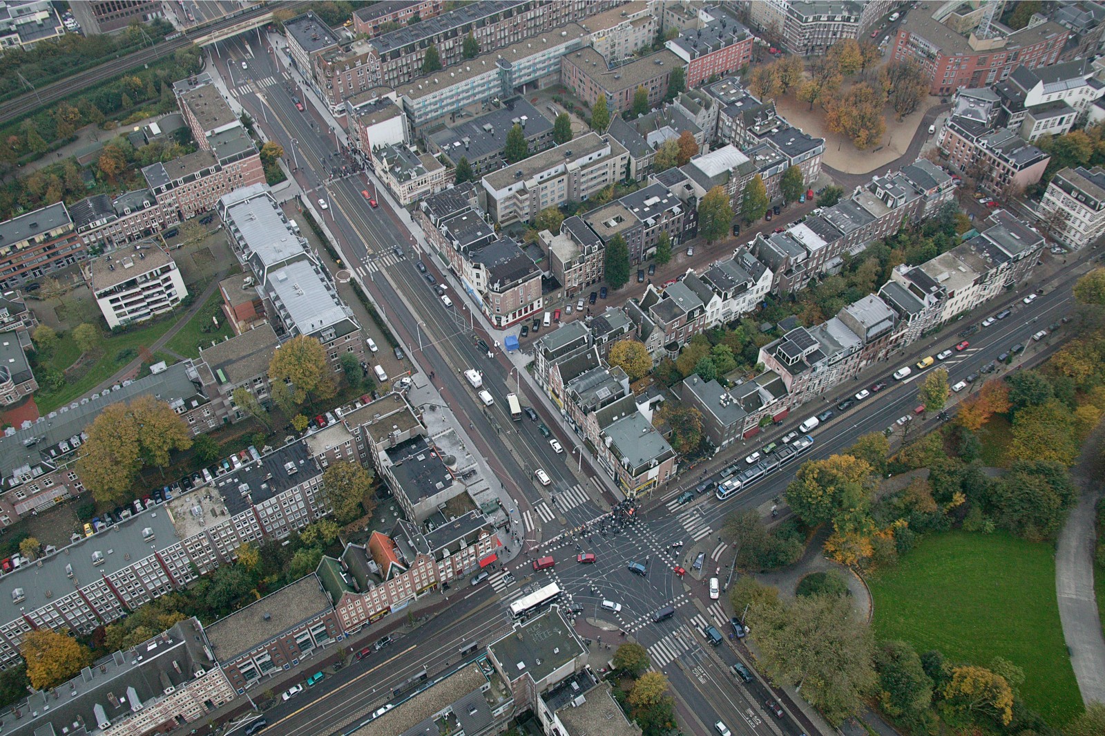 Plaats delict: De Linnaeusstraat in Amsterdam