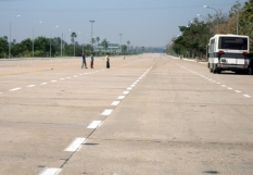 Naypyidaw, de nieuwe hoofdstad Foto: Kyodo/AP/Reporters