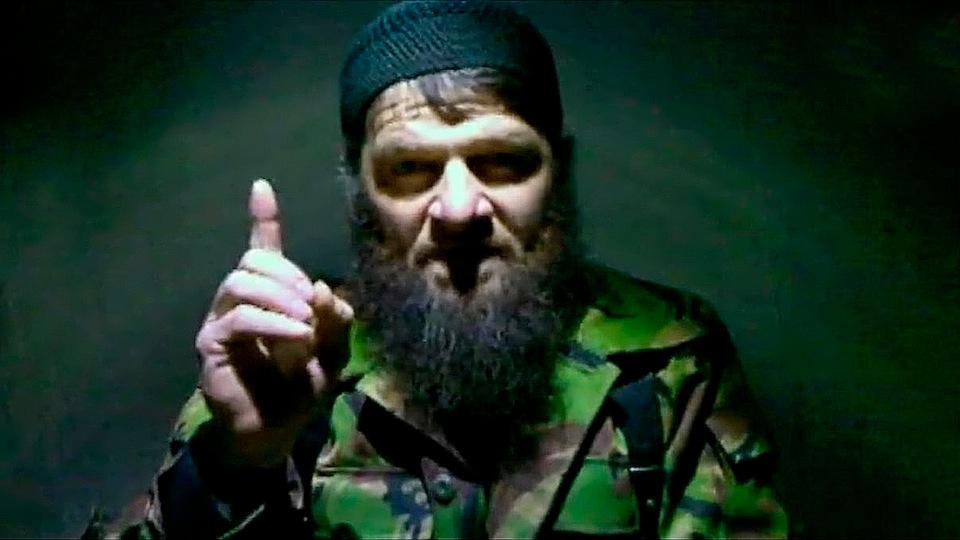 8 februari 2011: de Tsjetsjeense rebellenleider Doku Oemarov eist de aanslag op het Moskouse vliegveld Domodedovo op, waabij 36 mensen omkwamen. Foto: Itar-Tass/Corbis/HH