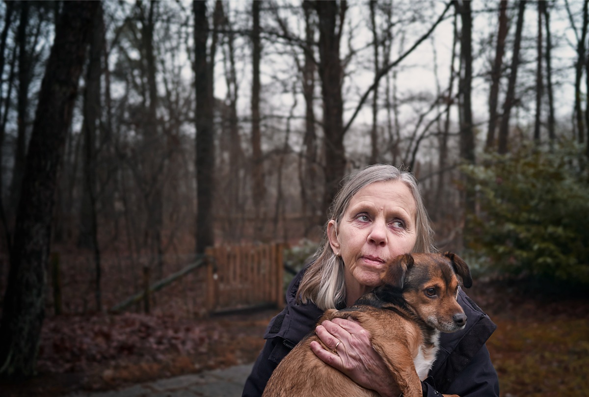 Er was een tijd dat die wandelingen met de hond Lidwines enige houvast waren. Foto: Eddo Hartmann