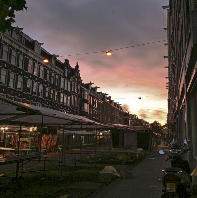 Opgepakt op de Albert Cuyp in verwarde toestand. Foto: iSockphoto.