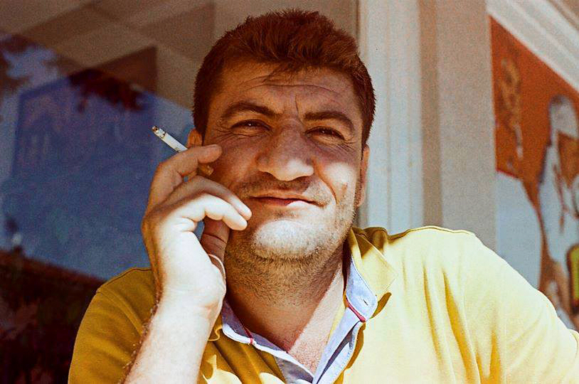Raed Fares: 'Het zal heel lang gaan duren.' Foto: Kafranbel Syrian Revolution