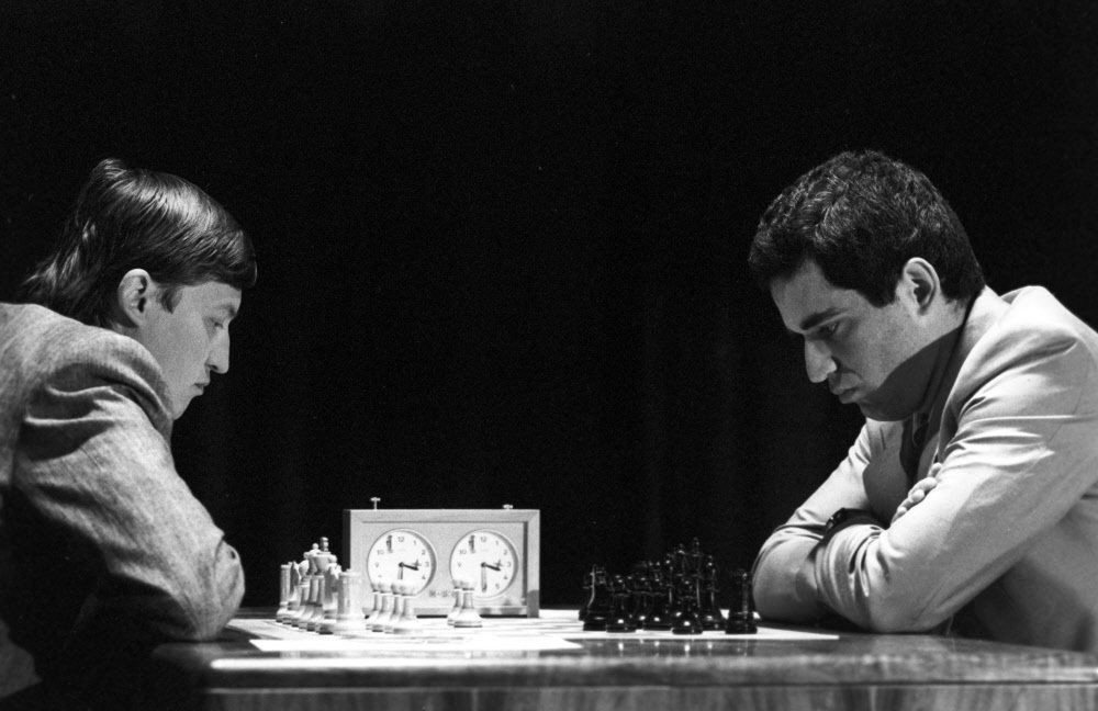 Как известно игра в шахматы была придумана. Карпов и Каспаров шахматисты. Карпов Каспаров 1985.