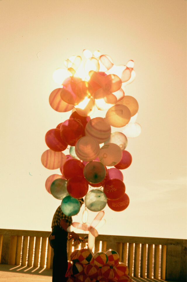 Beeld van een tros ballonnen